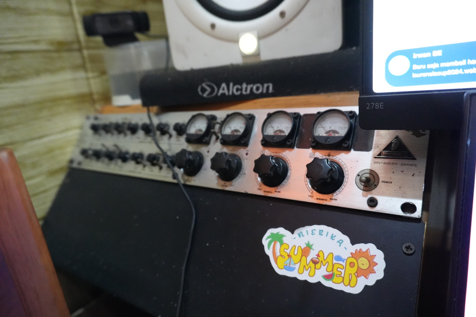 Behringer Tube Ultragain T1953